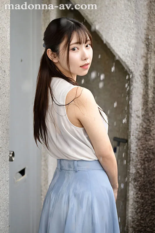 【VR】さつき芽衣 MadonnaVR初登場！！ 「ごめんね、主人が帰ってくるまでいいかな？」 ゲリラ豪雨でカギを落として新卒の僕を誘う隣の奥さん 性欲過多な濡れ髪人妻の 中出しOK床ドン騎乗位誘惑 超高画質8K さつき芽衣 痴女 人妻 サンプル3